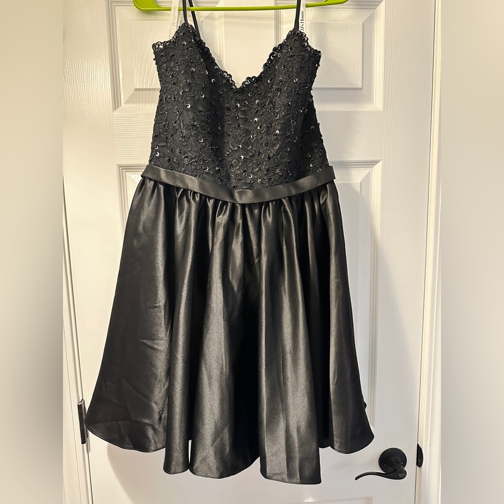 Black JJs House Prom/Homecoming/Formal Dress Size 10/12 NWT